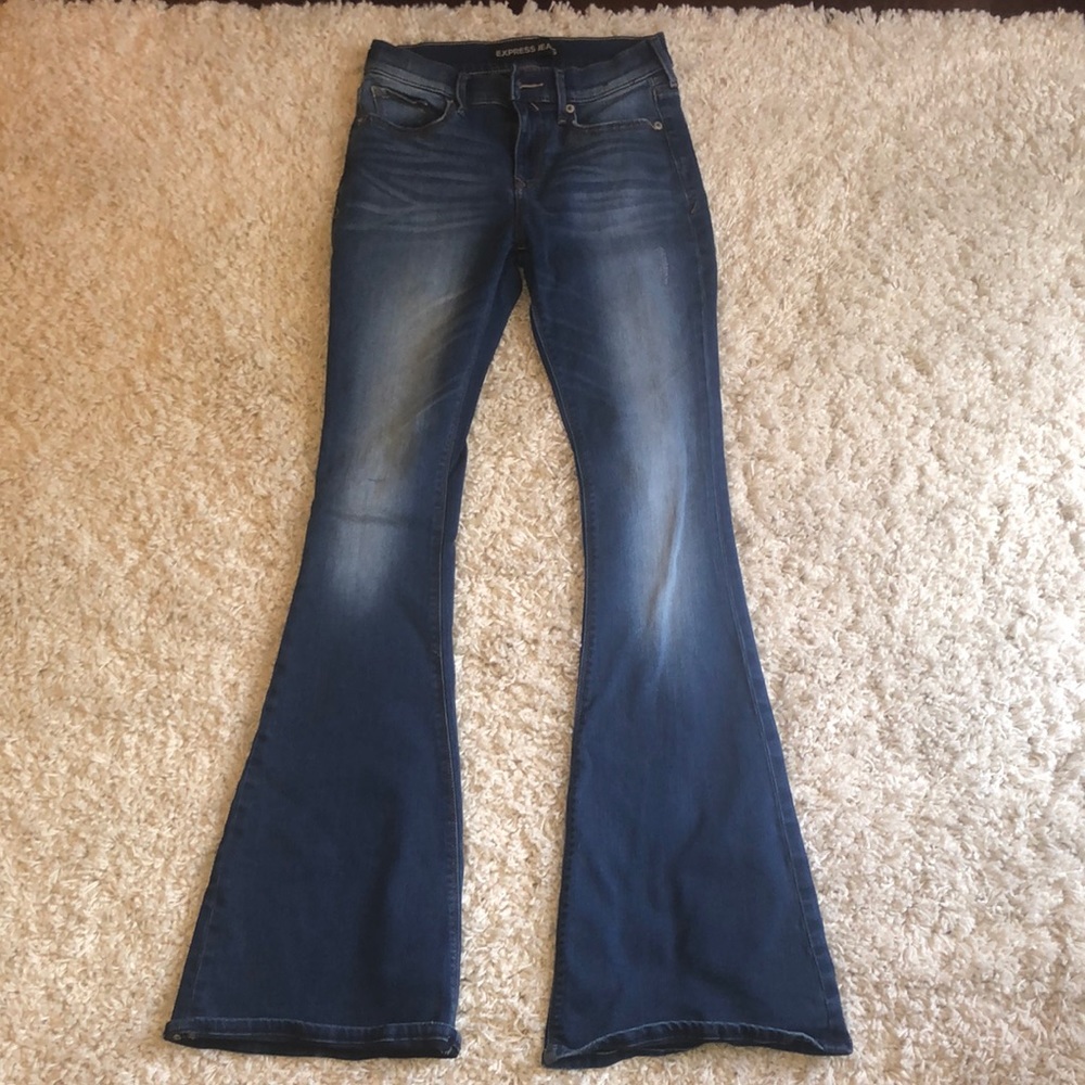 Express Flare Jeans